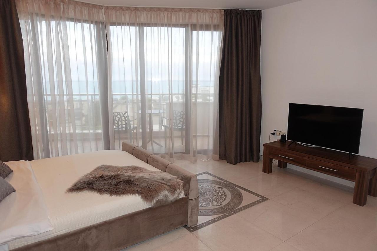 Millennium Apart Complex Aparthotel Sveti Vlas Bagian luar foto