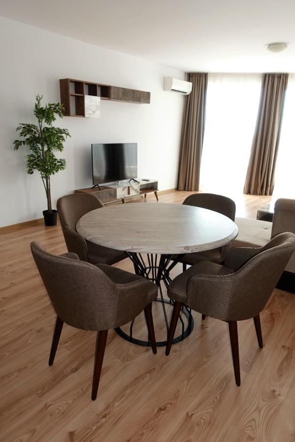 Millennium Apart Complex Aparthotel Sveti Vlas Bagian luar foto