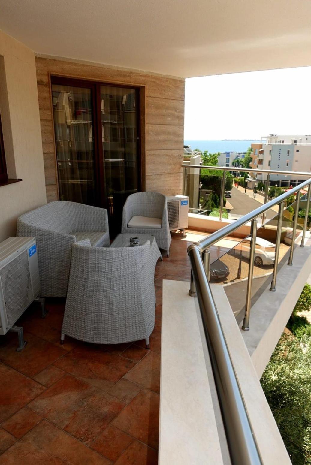 Millennium Apart Complex Aparthotel Sveti Vlas Bagian luar foto