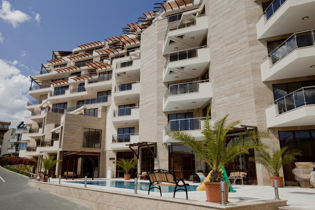 Millennium Apart Complex Aparthotel Sveti Vlas Bagian luar foto