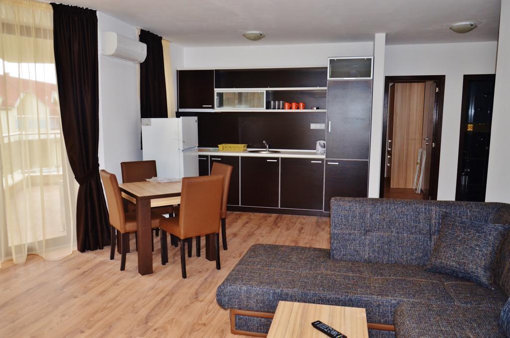 Millennium Apart Complex Aparthotel Sveti Vlas Ruang foto