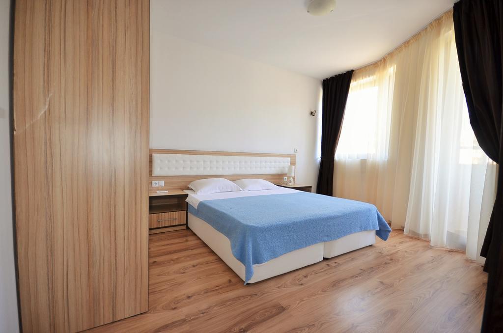Millennium Apart Complex Aparthotel Sveti Vlas Bagian luar foto